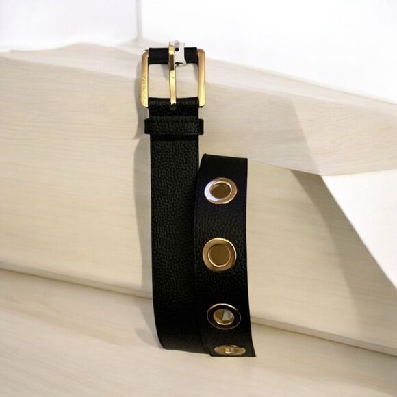 Michael kors synthetic leather size small with gold buckle whose belt - Picture 3 of 4